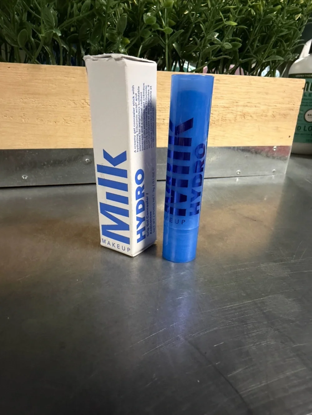 Milk Makeup Hydro Grip Gel Concealer (NEW)